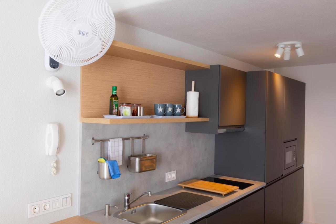 Radazul Marina Seafront 5 Apartment Luaran gambar